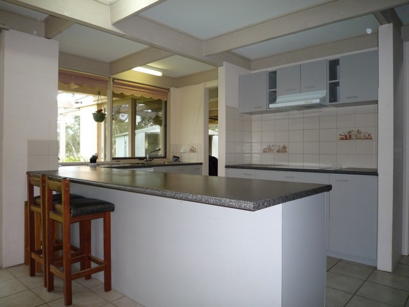 8 Knapton Avenue, Beaconsfield Upper VIC 3808