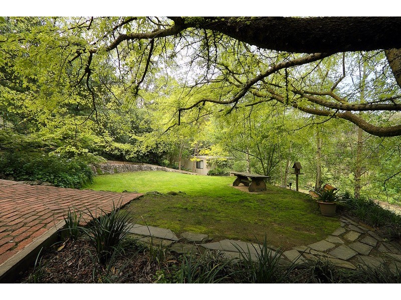 11 Knapton Avenue, Beaconsfield Upper VIC 3808