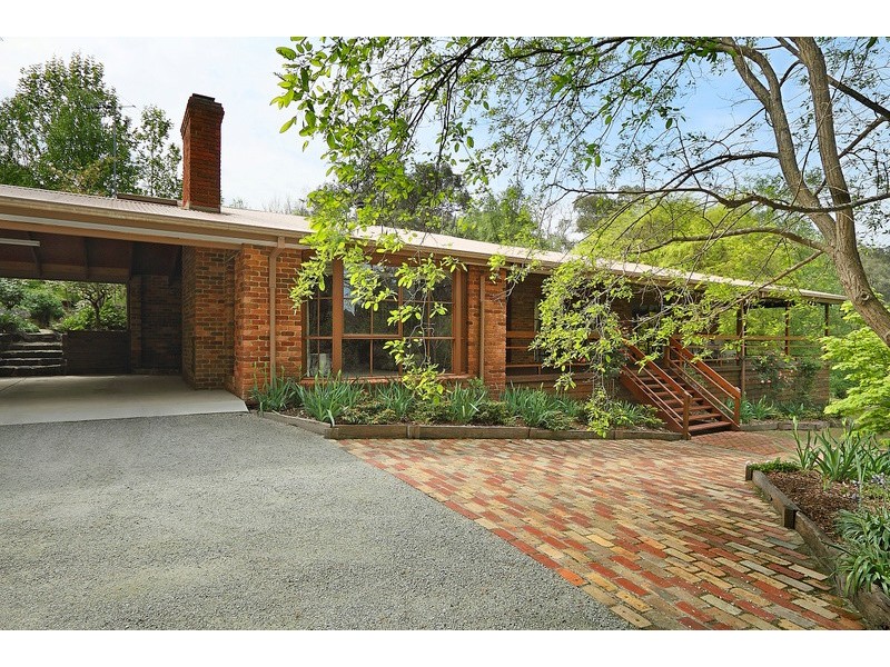 11 Knapton Avenue, Beaconsfield Upper VIC 3808