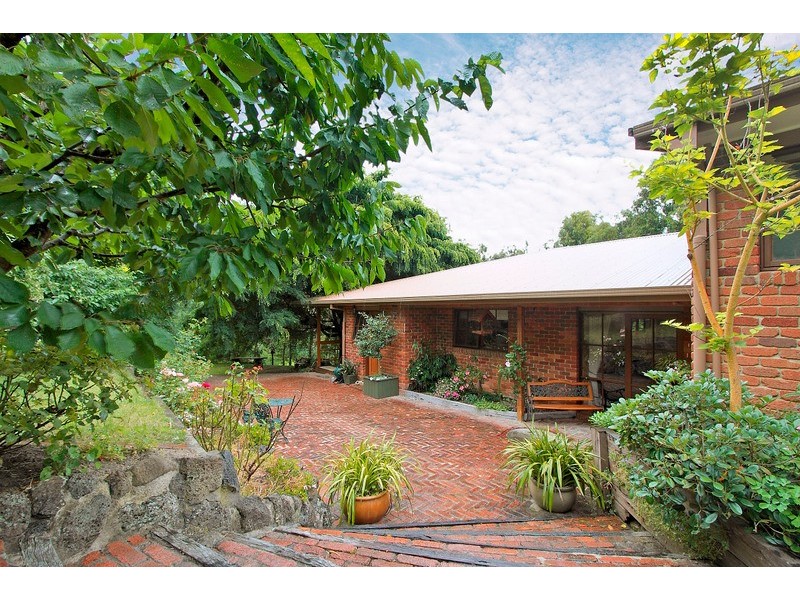 11 Knapton Avenue, Beaconsfield Upper VIC 3808