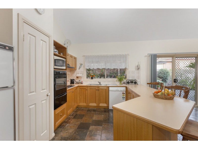 2 Furness Court, Berwick VIC 3806