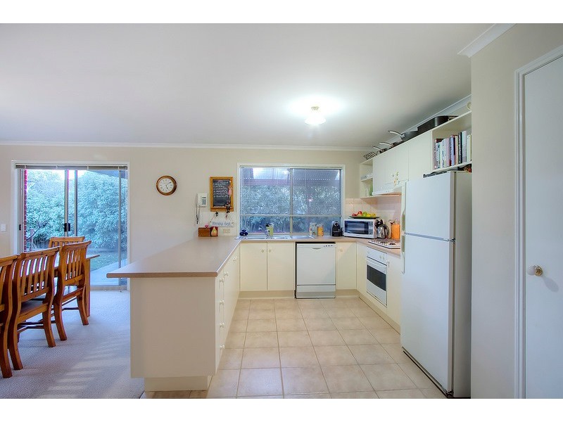 120 Strathaird Drive, Narre Warren South VIC 3805