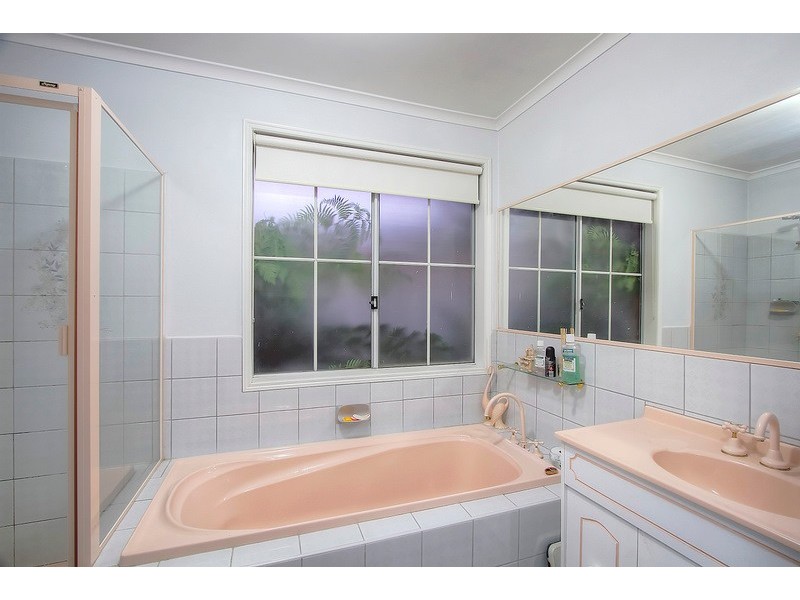 5 Wimmera Court, Berwick VIC 3806