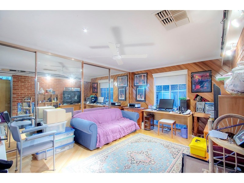 5 Wimmera Court, Berwick VIC 3806