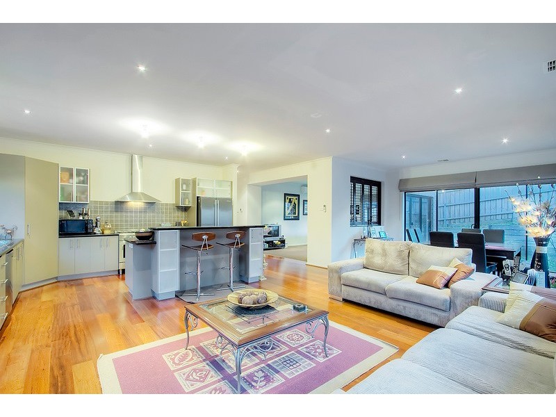 89 Marisa Crescent, Berwick VIC 3806