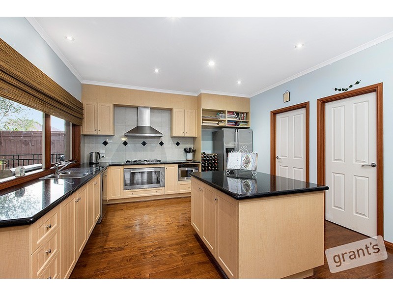 58 Berwick Springs Promenade, Narre Warren South VIC 3805