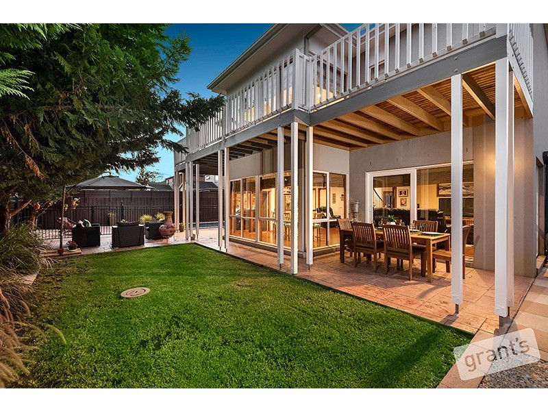58 Berwick Springs Promenade, Narre Warren South VIC 3805