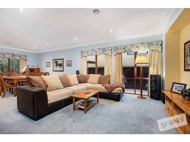 58 Berwick Springs Promenade, Narre Warren South VIC 3805