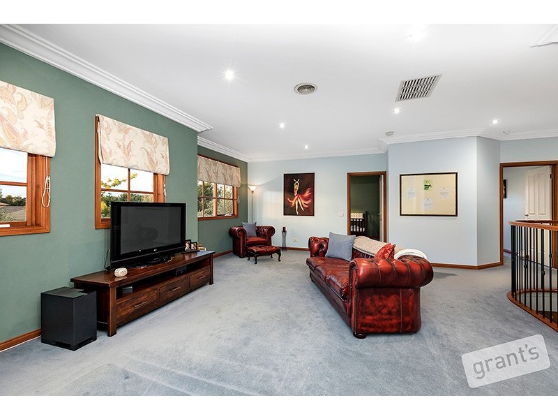 58 Berwick Springs Promenade, Narre Warren South VIC 3805