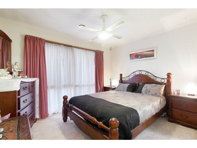 5 Rupertswood Rise, Narre Warren South VIC 3805