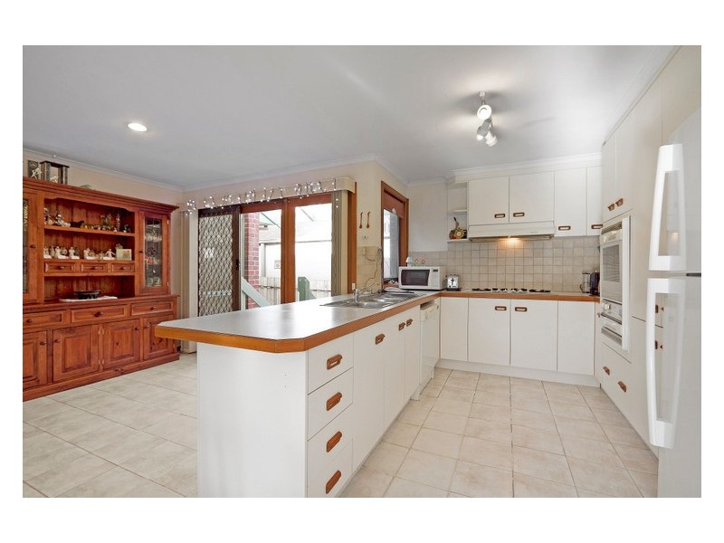 14 Wimmera Court, Berwick VIC 3806