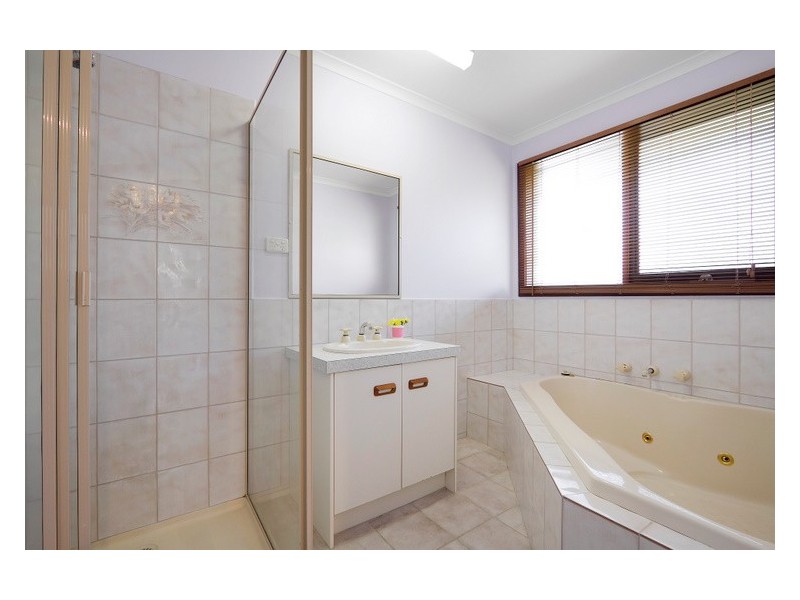 14 Wimmera Court, Berwick VIC 3806