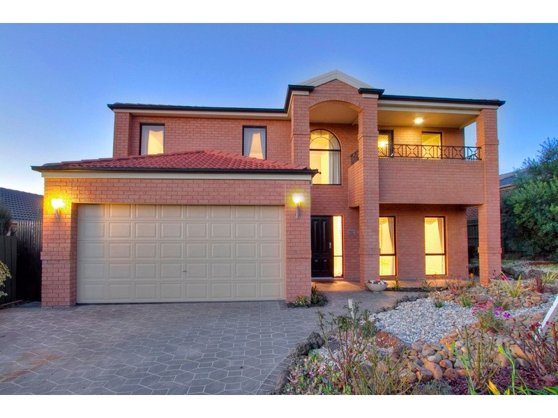 12 Piccadilly Court, Narre Warren South VIC 3805