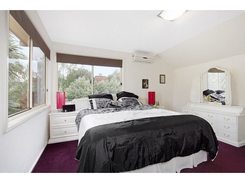 7 Adelong Court, Berwick VIC 3806