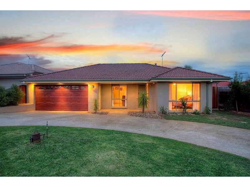 7 Sanctuary Rise, Narre Warren VIC 3805