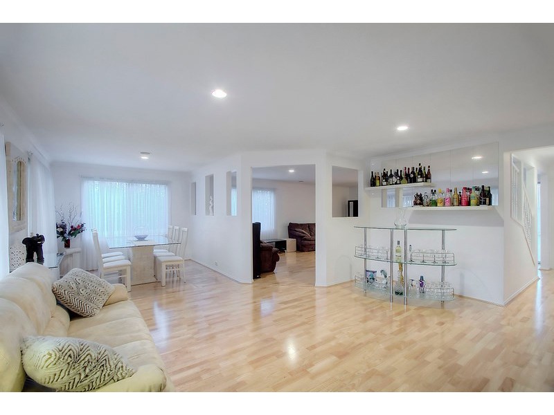 15 Edward Court, Berwick VIC 3806