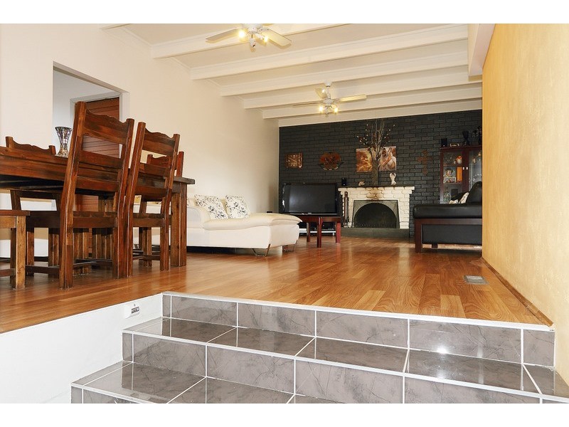 36 Sweeney Drive, Narre Warren VIC 3805