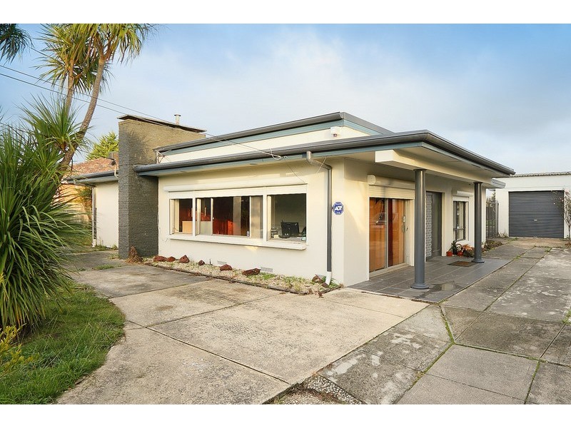 36 Sweeney Drive, Narre Warren VIC 3805