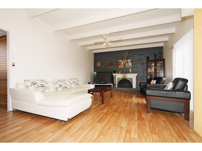 36 Sweeney Drive, Narre Warren VIC 3805