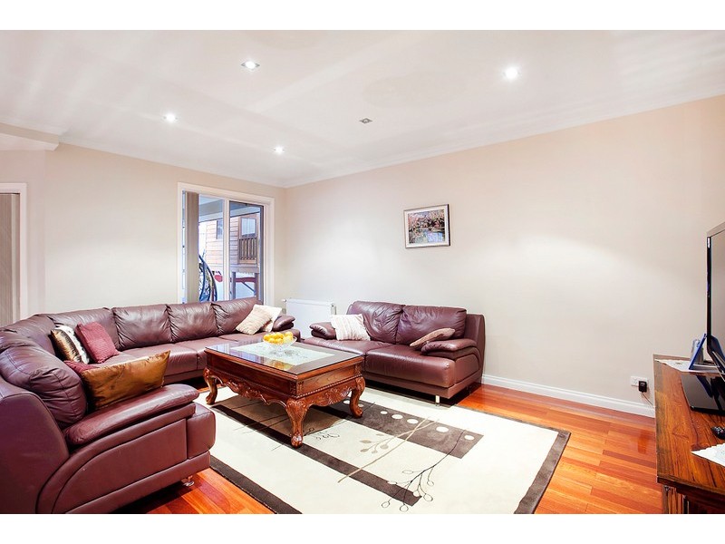 88 Sheldon Drive, Berwick VIC 3806