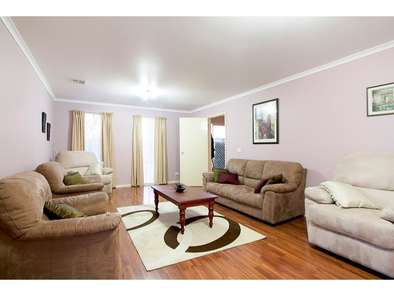 5 Cory Place, Berwick VIC 3806