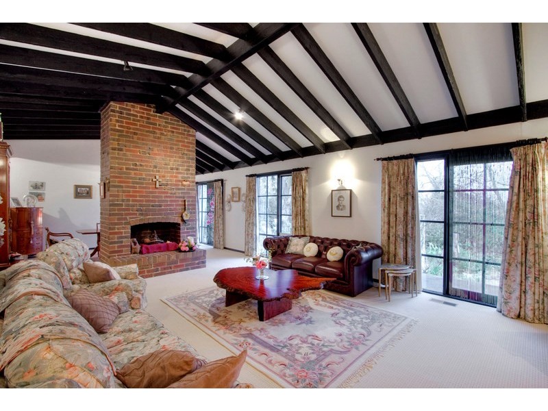 6 Scotsgate Way, Berwick VIC 3806