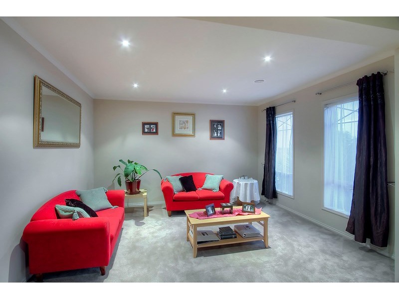 4 Tabak Court, Berwick VIC 3806