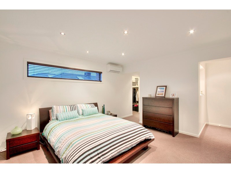 8 Florida Court, Berwick VIC 3806