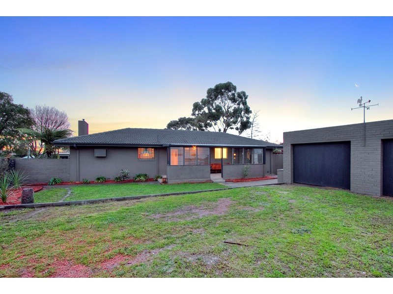 3 Lloyd Avenue, Narre Warren VIC 3805