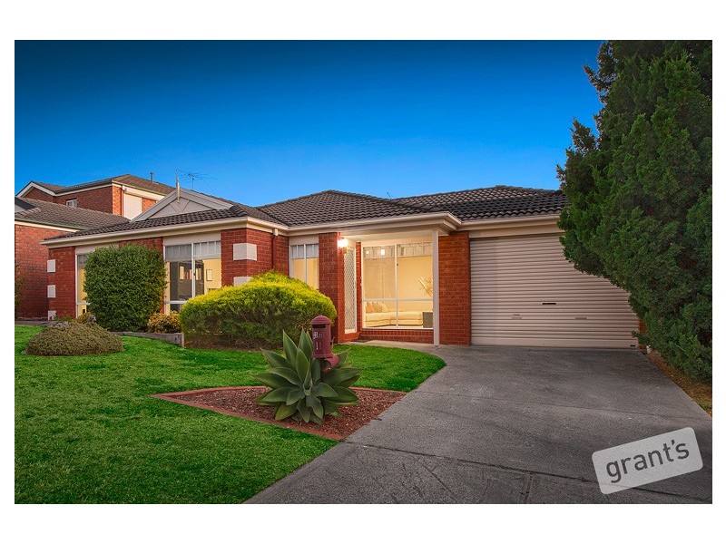 11 Nestle Retreat, Berwick VIC 3806