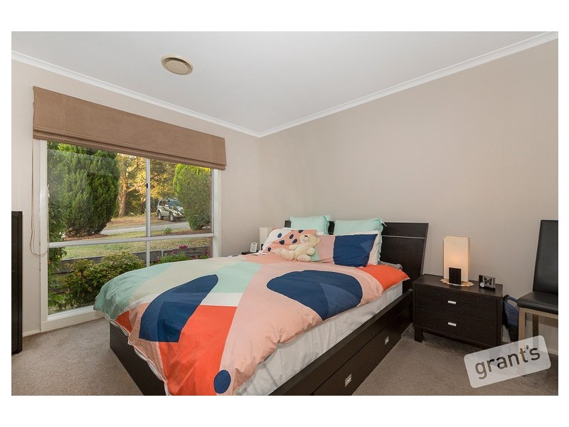 11 Nestle Retreat, Berwick VIC 3806