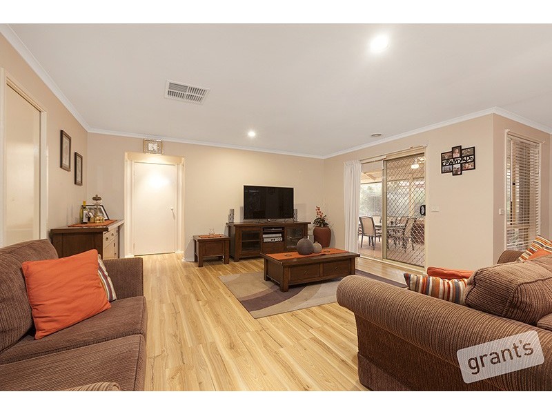 7 Yiota Court, Berwick VIC 3806