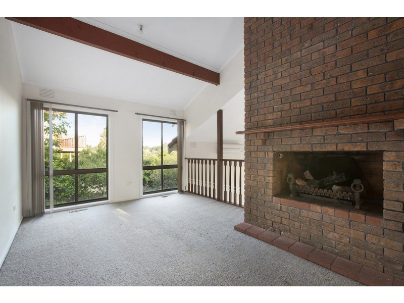 25 Kramer Drive, Berwick VIC 3806