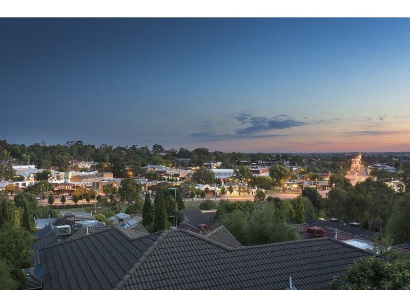 25 Kramer Drive, Berwick VIC 3806