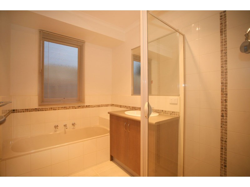 5 Ashfield Drive, Berwick VIC 3806