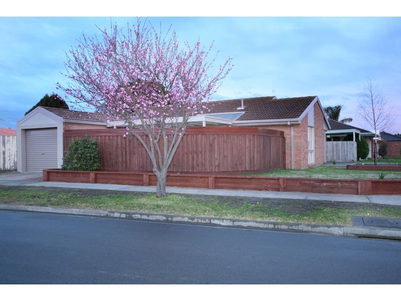 5 Ashfield Drive, Berwick VIC 3806