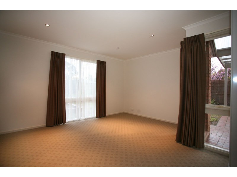 5 Ashfield Drive, Berwick VIC 3806