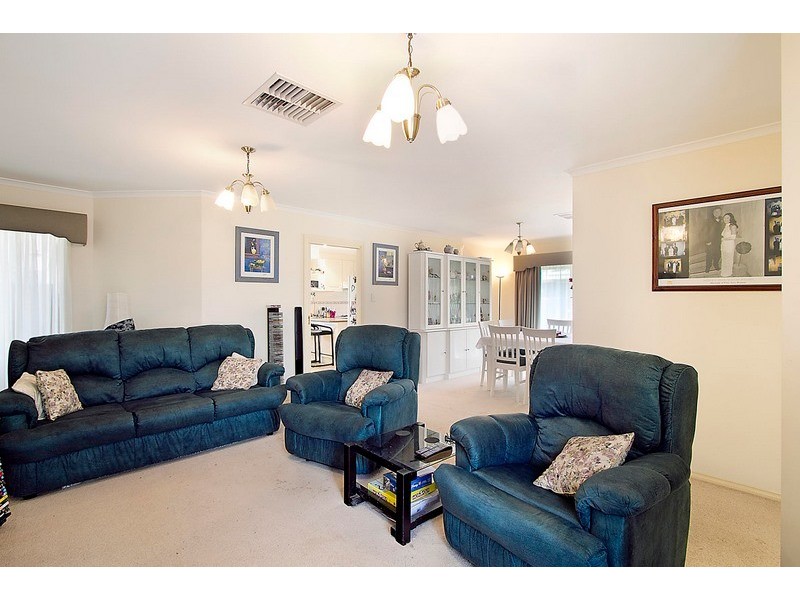 1 Foulds Court, Berwick VIC 3806