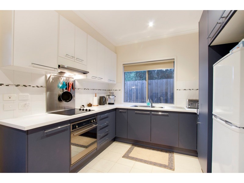 2/60 Mansfield Street, Berwick VIC 3806