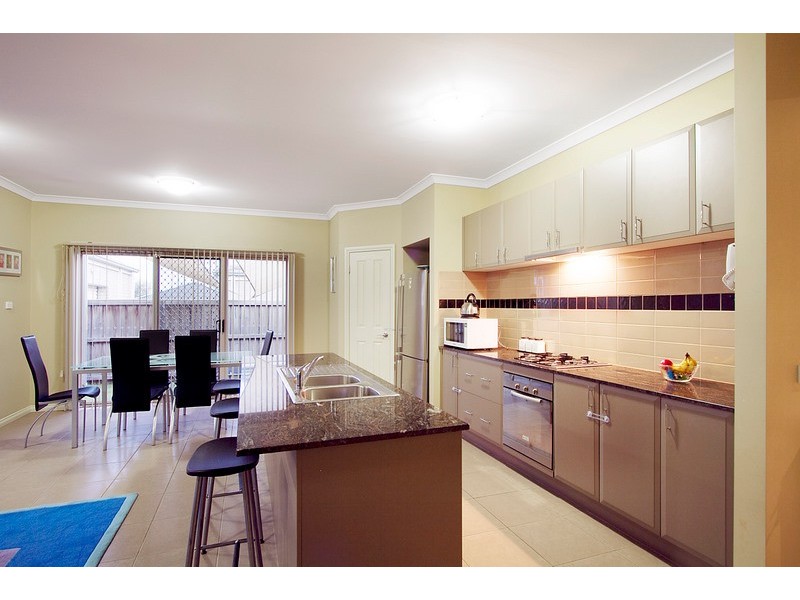 9 Sunhill Way, Berwick VIC 3806