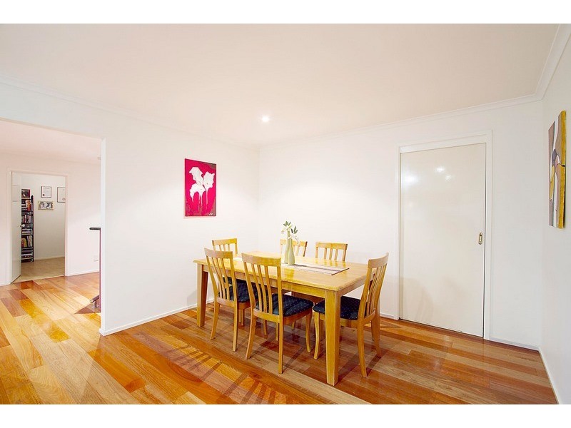 10 Demint Walk, Narre Warren South VIC 3805