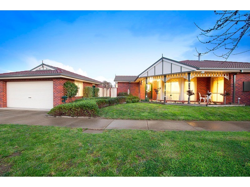 2 Southern Boulevard, Narre Warren South VIC 3805