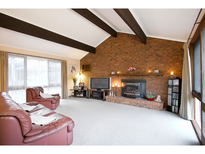 33 Scanlan Street, Berwick VIC 3806