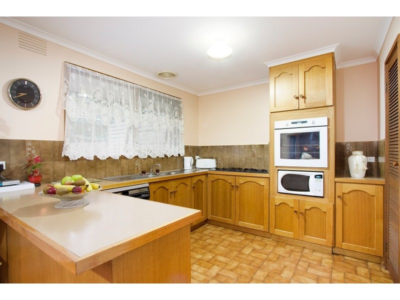 33 Scanlan Street, Berwick VIC 3806