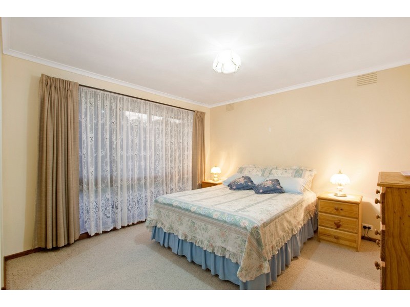 33 Scanlan Street, Berwick VIC 3806