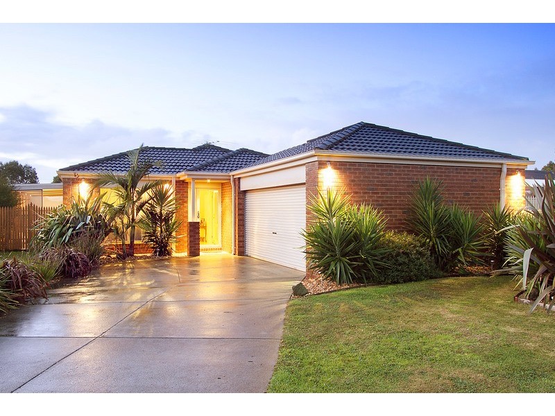 3 Shaz Court, Berwick VIC 3806