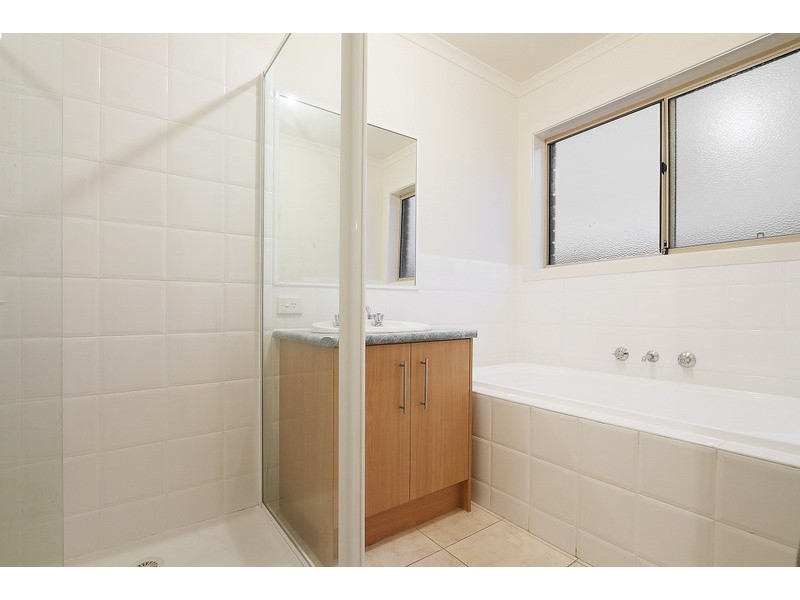 3 Shaz Court, Berwick VIC 3806