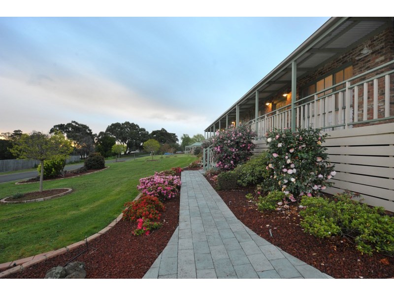 10 Dell View Close, Narre Warren North VIC 3804