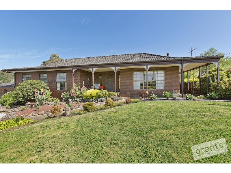 42 Payne Road, Beaconsfield VIC 3807
