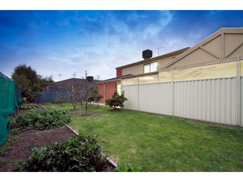 128 Bellevue Drive, Berwick VIC 3806